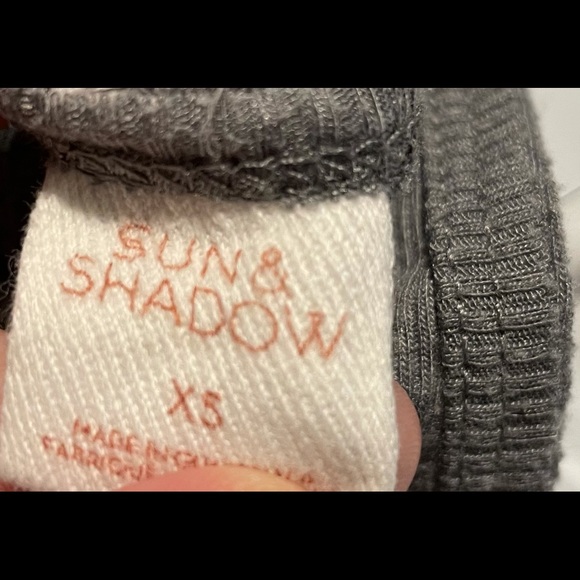 Sun and Shadow Gray Tank Top XS - Picture 4 of 5